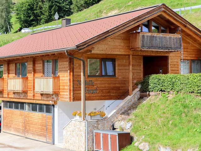 Almhütte Kniegut